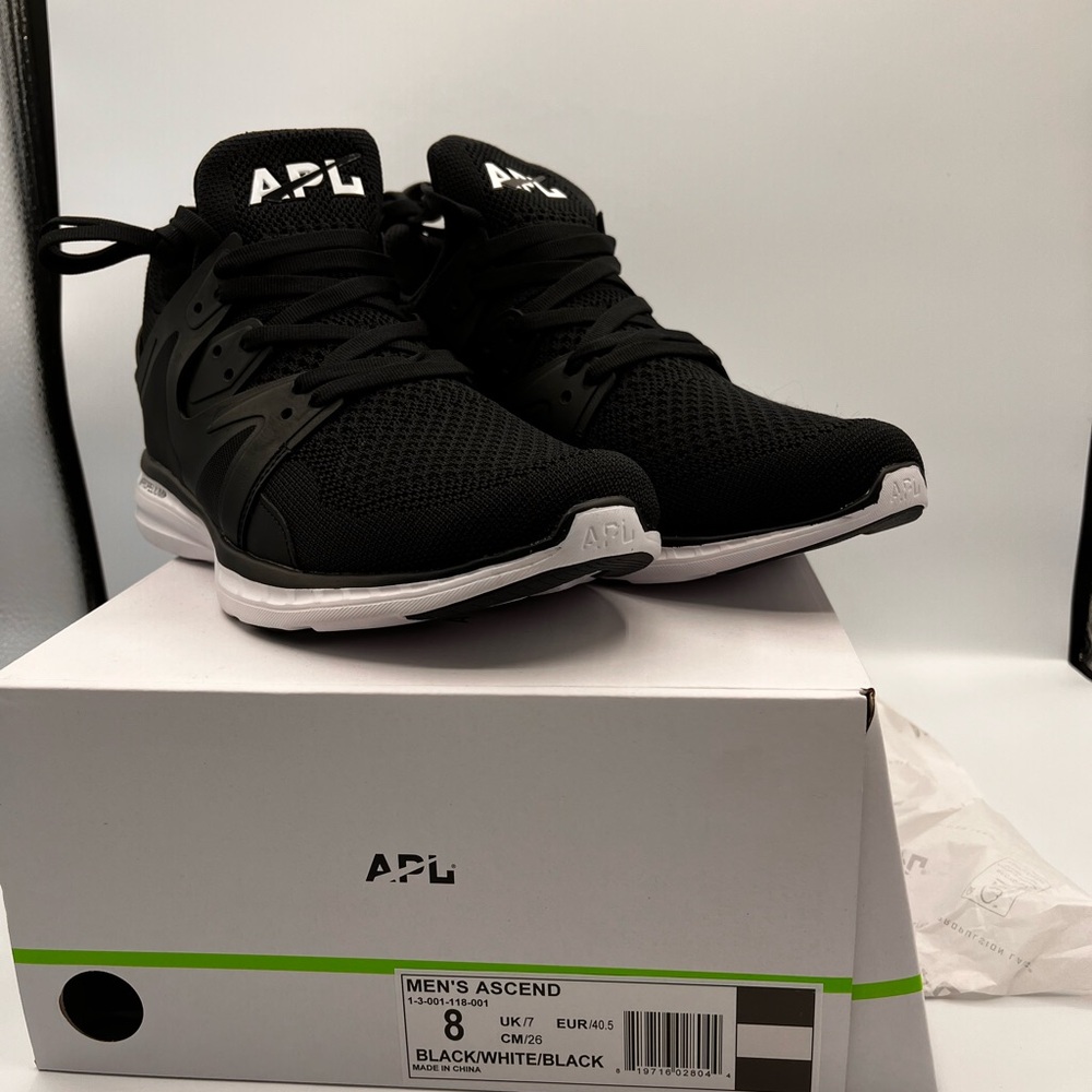 APL Ascend Men's 8 Sneakers Athletic Shoes Running Gym Black White NEW NIB Gift